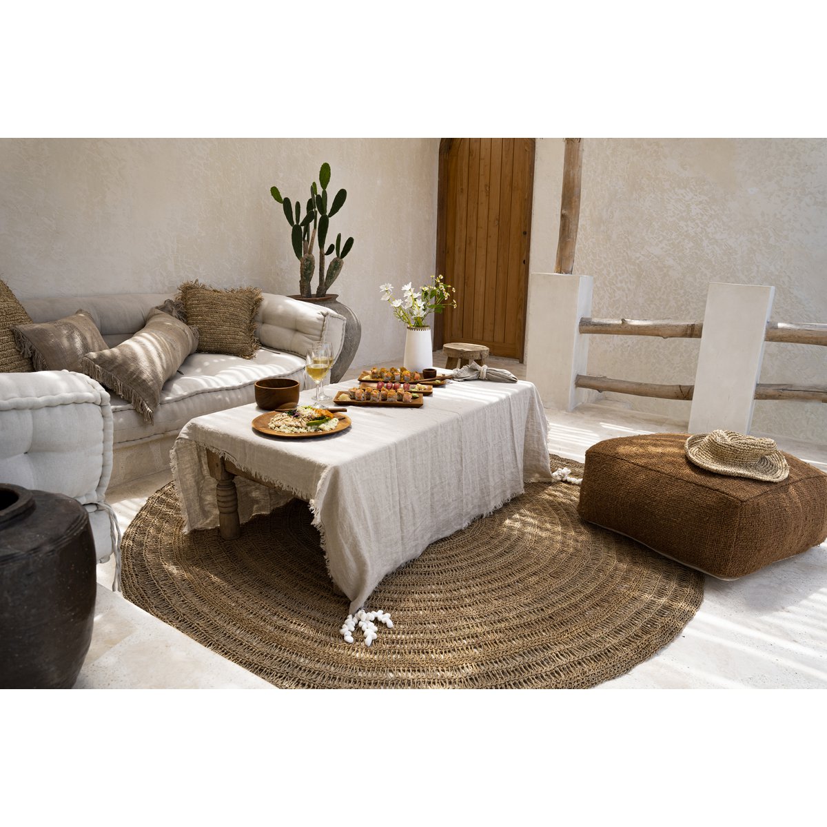 beachlove_Exklusive_Wohnaccessoires_im_Beach_Chic_StilLeinentischdecke Liara Beige 150x200  Bazar Bizar   